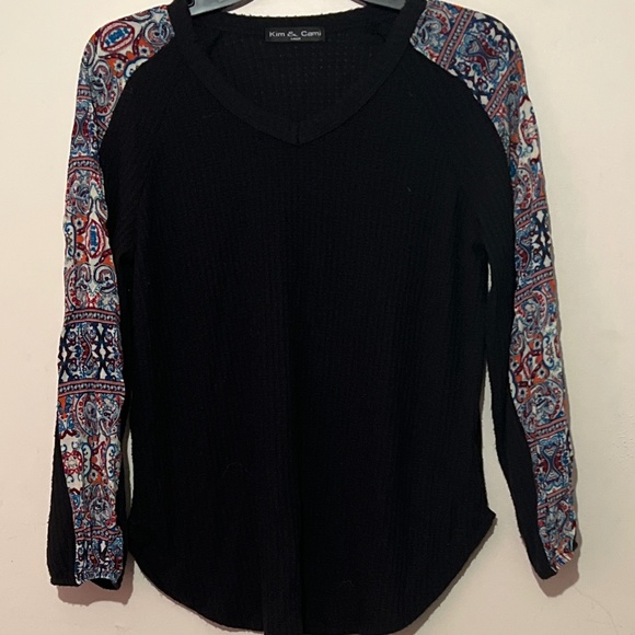 Shirt - Picture 2 of 3